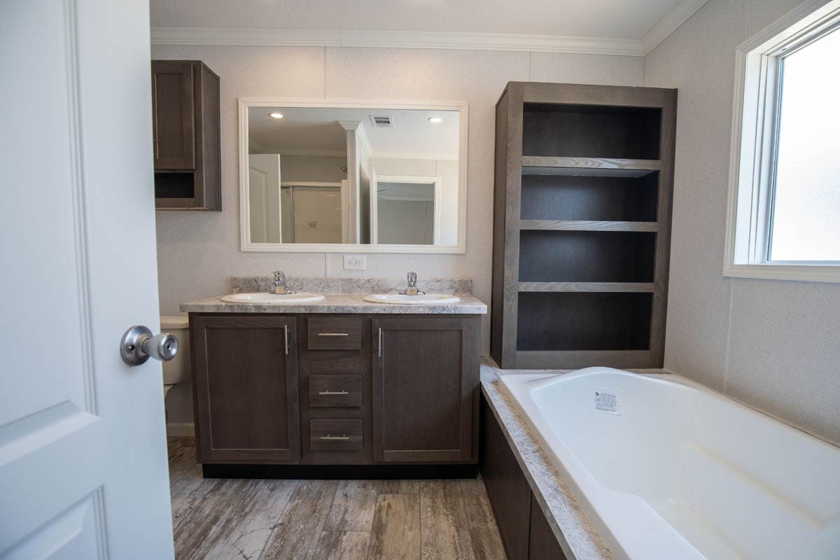 Eva by Bravo Home Builders - Mobile Home - Pearl MS 00003