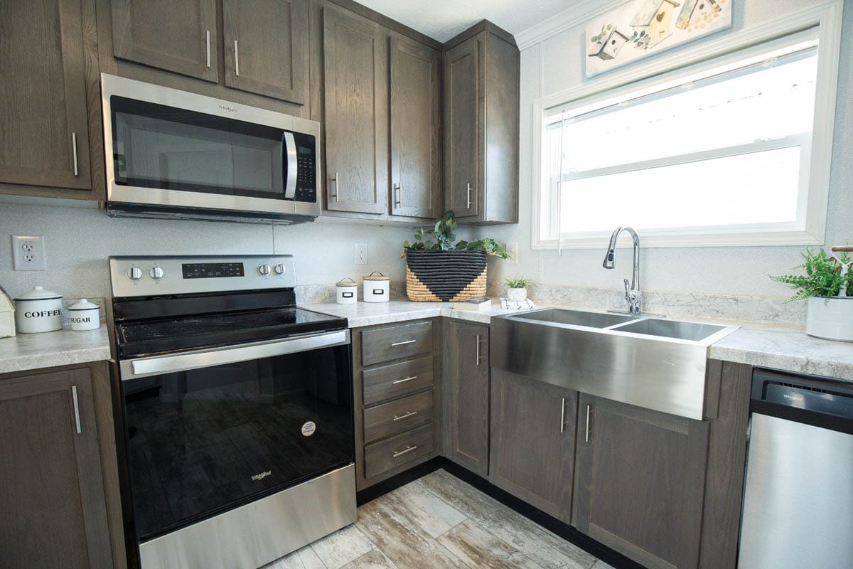 Eva by Bravo Home Builders - Mobile Home - Pearl MS 00004
