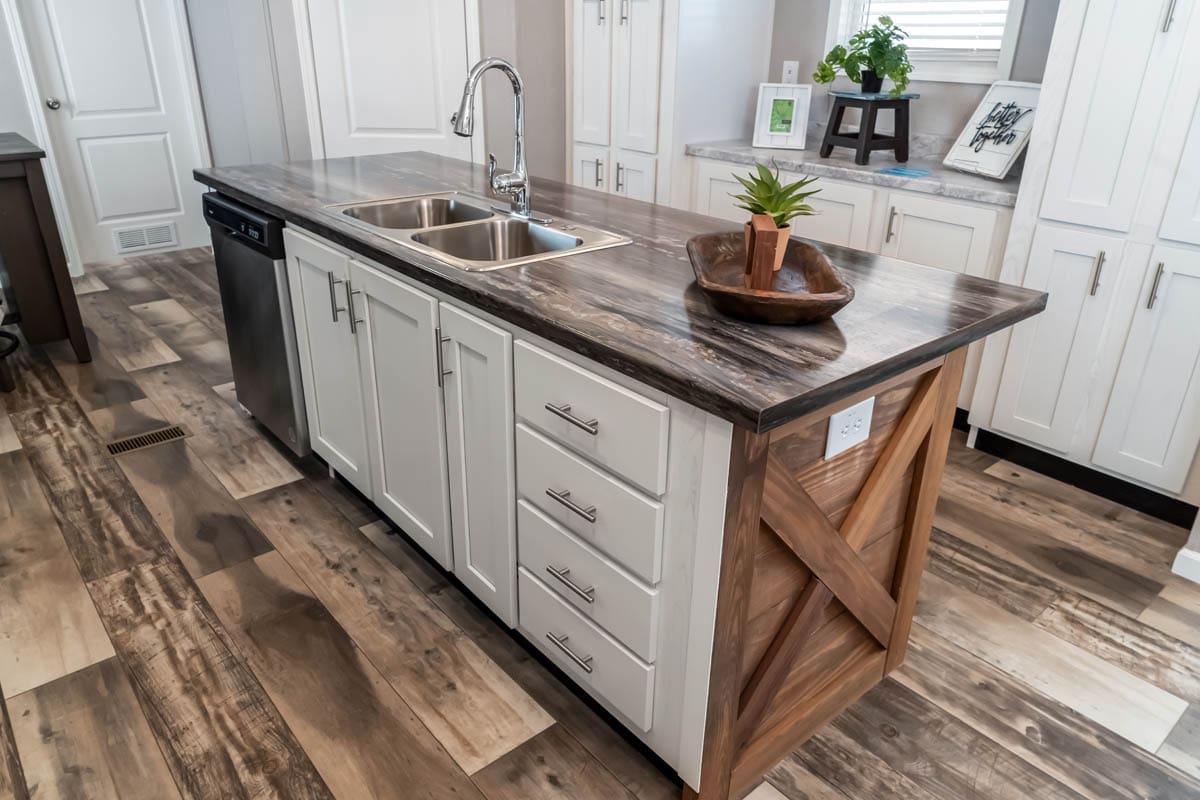 Pip by Bravo Home Builders - Mobile Home - Pearl MS 00018