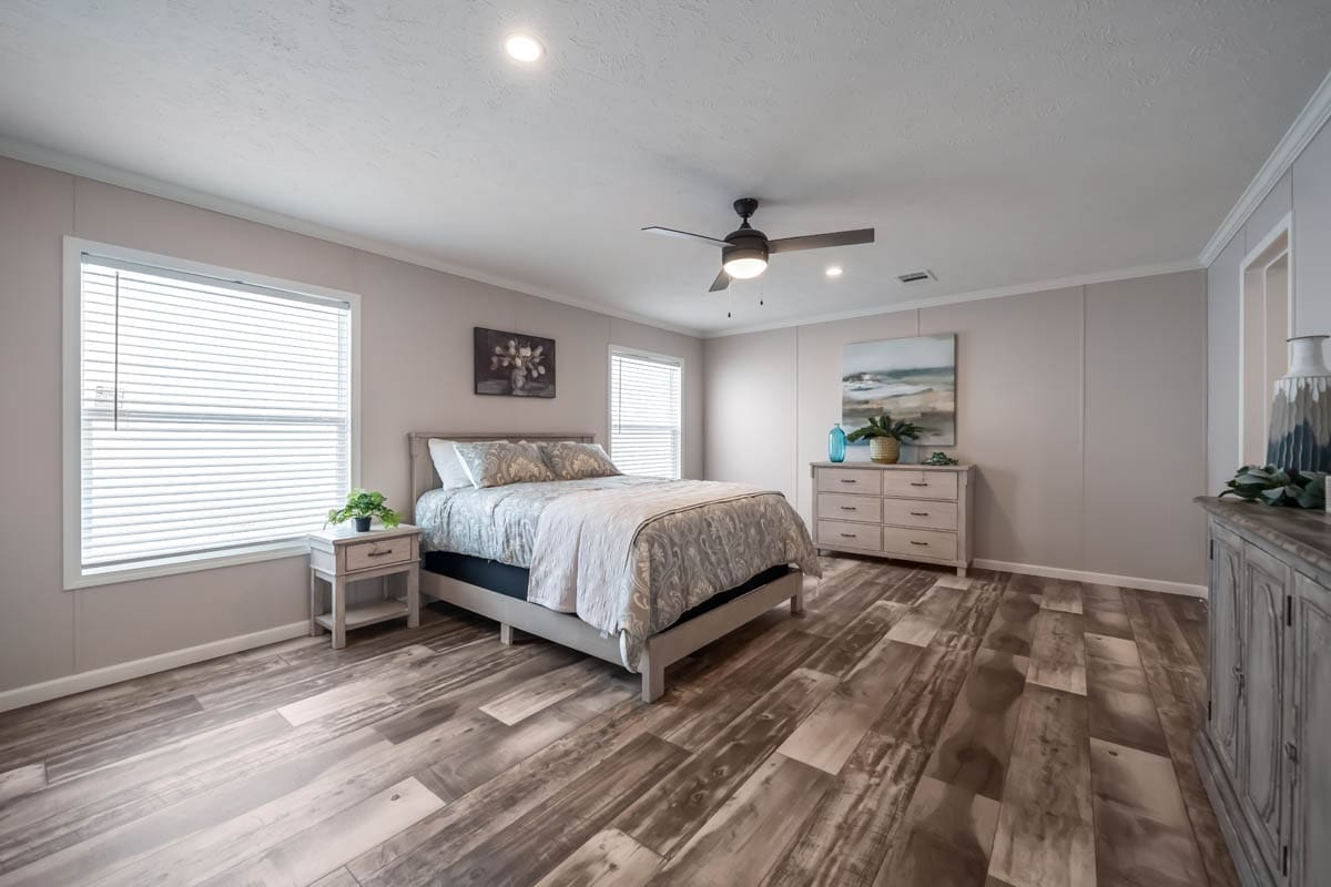 Ruby Bravo by Hamilton-Home-Builders-Mobile-Home-Pearl-MS00022
